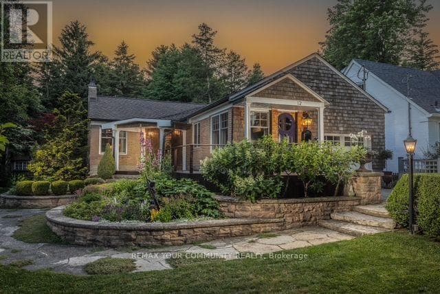 Photo of 12 WYNNVIEW COURT