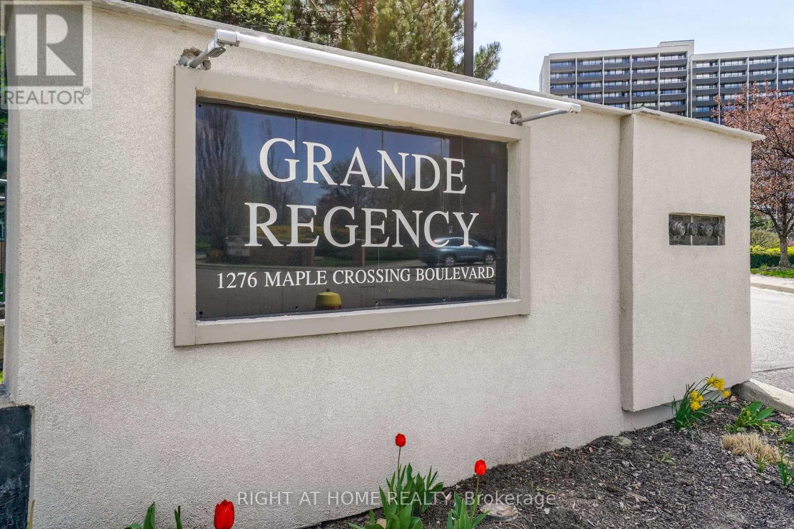 Photo of 1711 - 1276 MAPLE CROSSING BOULEVARD