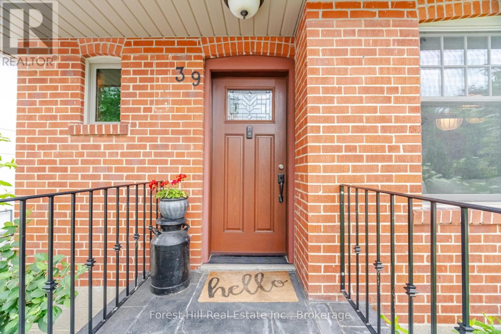 Photo of 39 BROADVIEW AVENUE