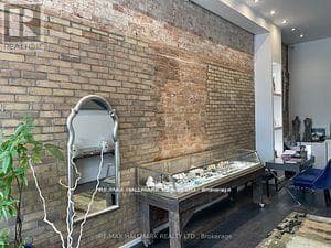 Photo of 173 QUEEN STREET E