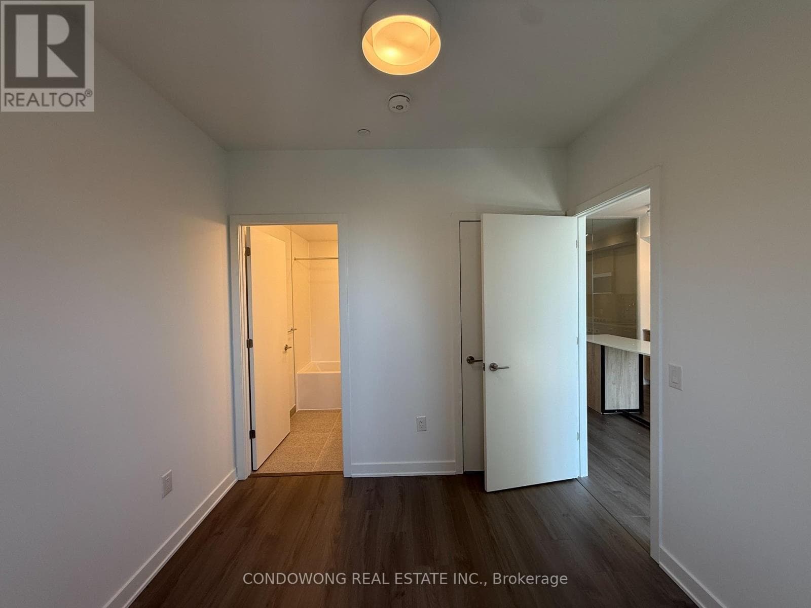 Photo of 714 - 30 DREAMERS WAY
