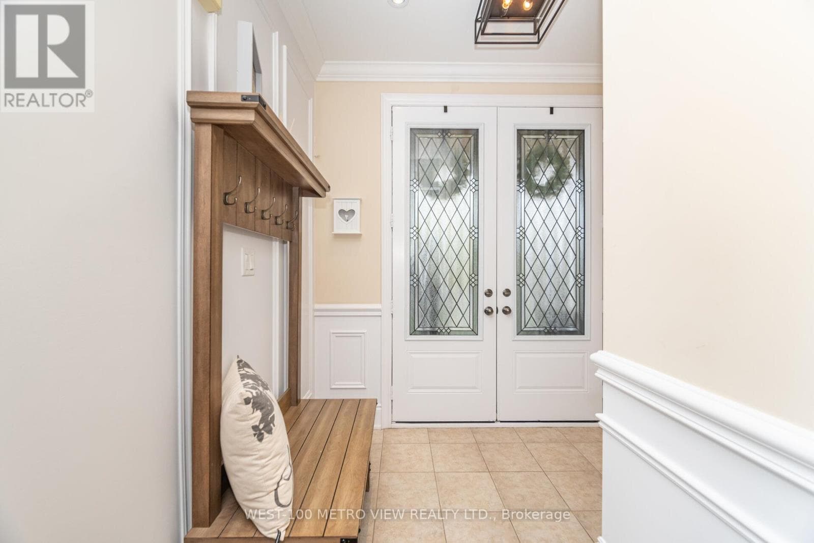 Photo of 4 IVOR CRESCENT