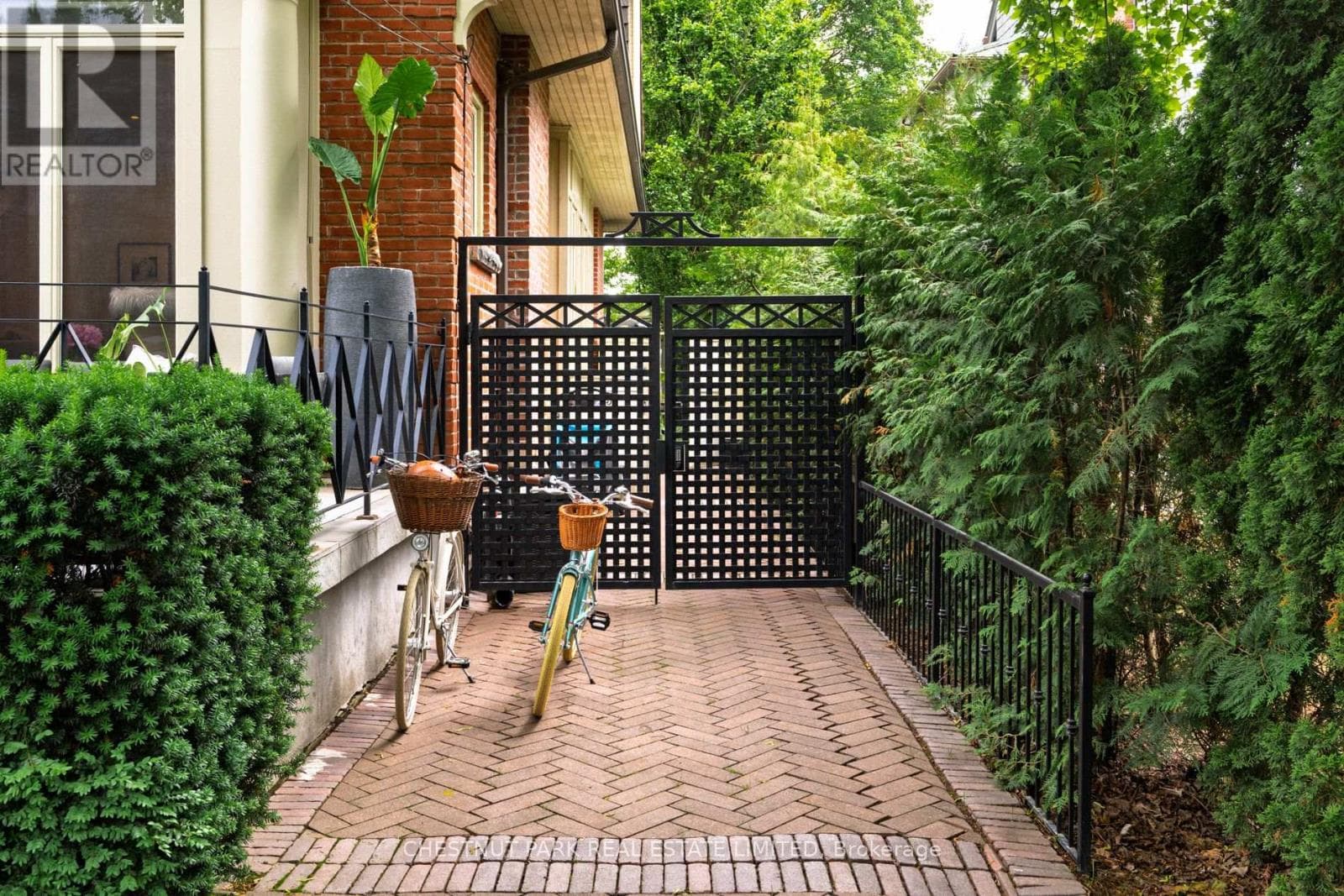Photo of 83 BINSCARTH ROAD