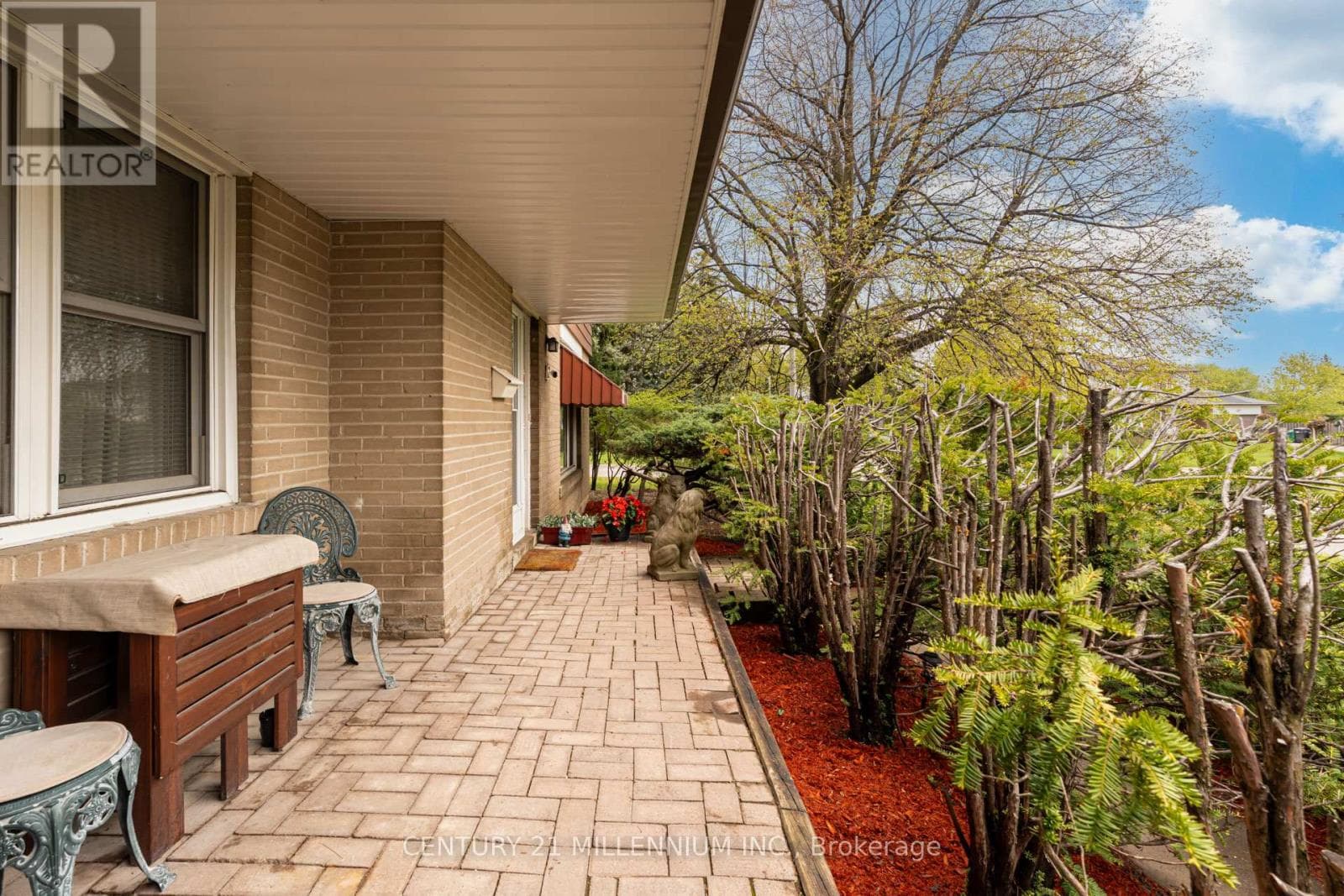 Photo of 2 DURHAM CRESCENT