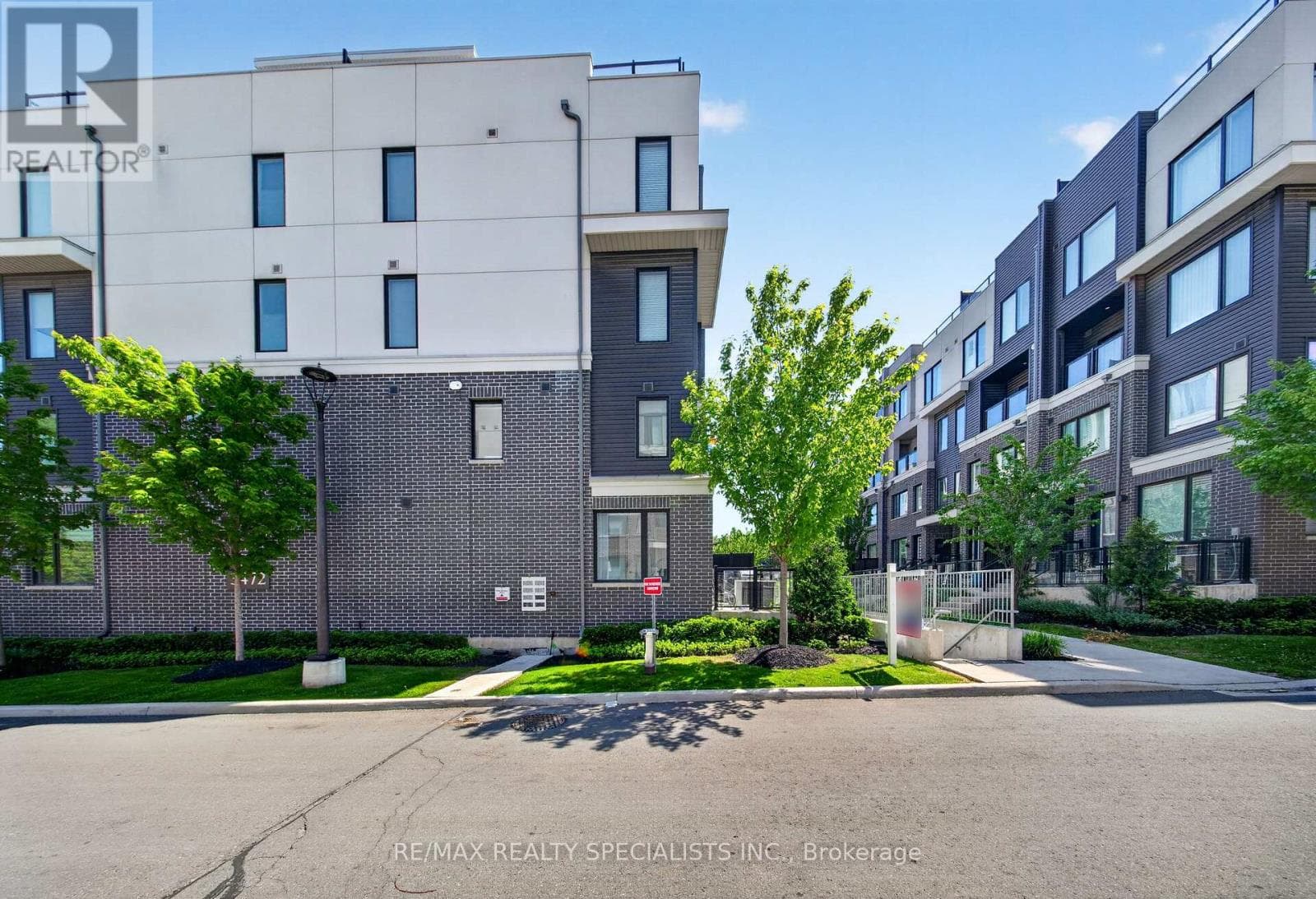 Photo of 28 - 3472 WIDDICOMBE WAY