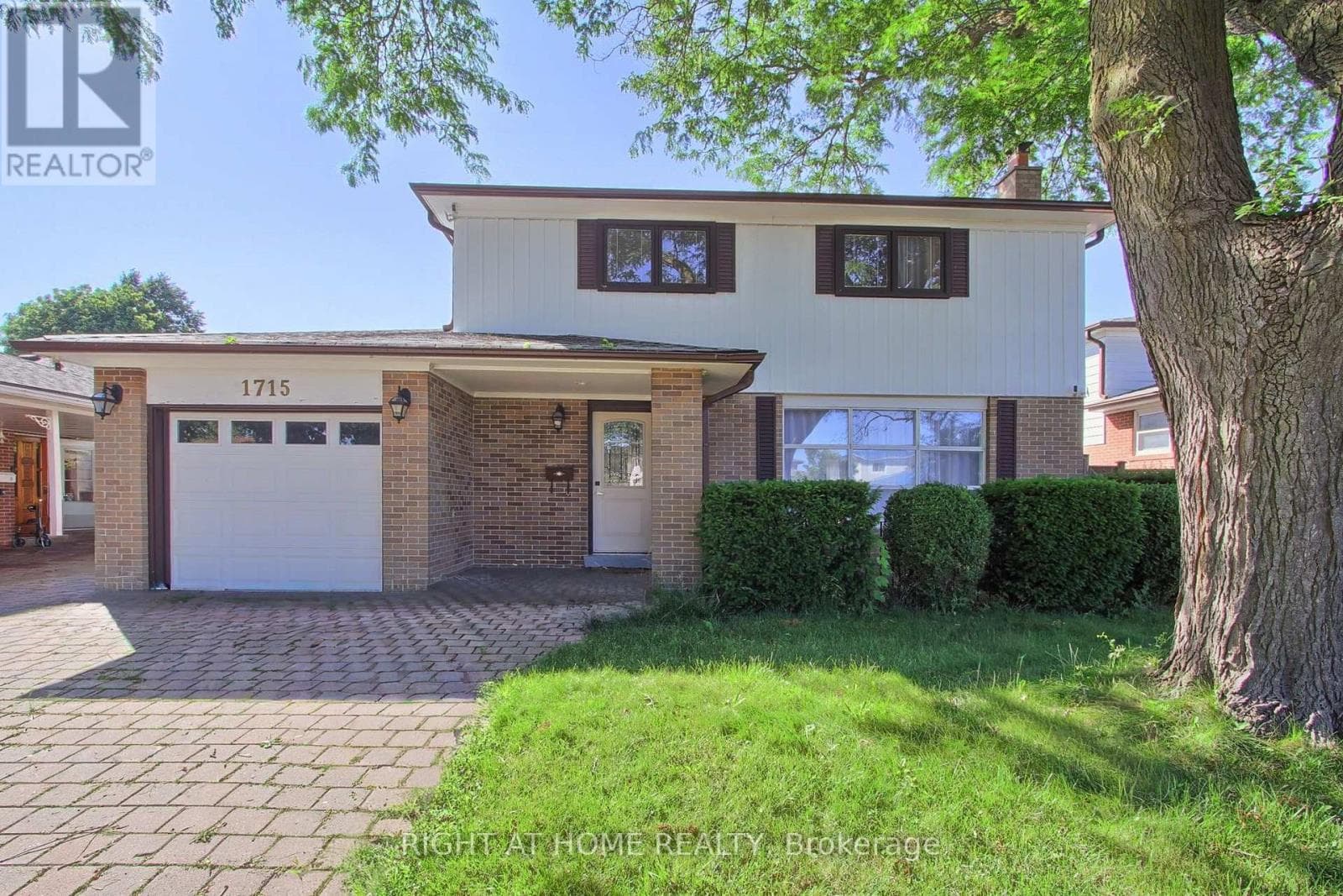 Photo of 1715 OBERON CRESCENT