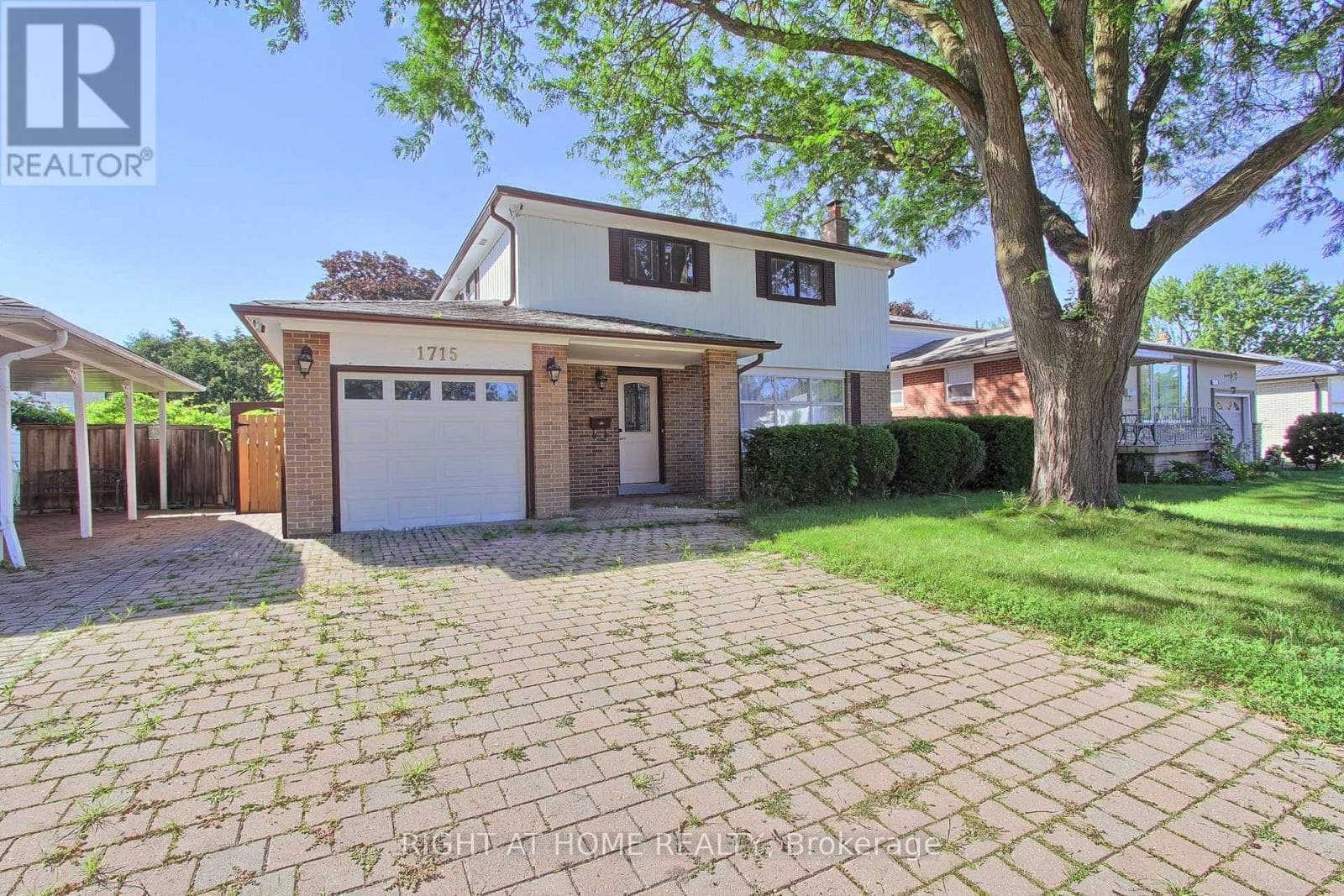 Photo of 1715 OBERON CRESCENT