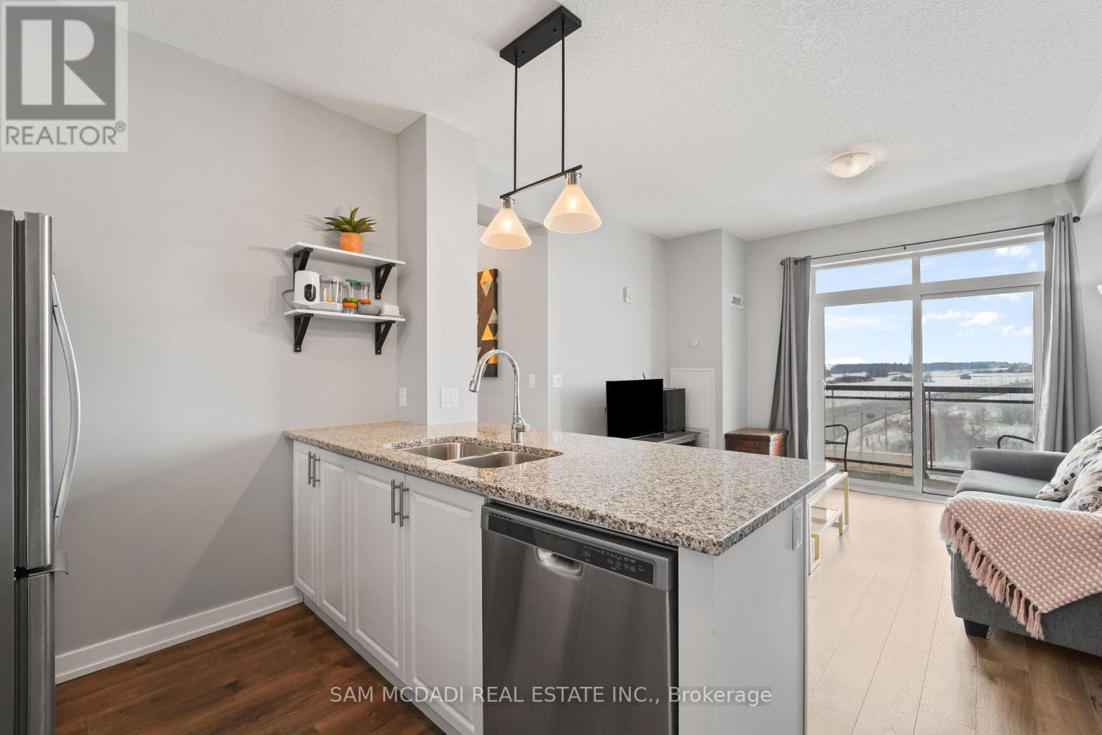 Photo of 622 - 2490 OLD BRONTE ROAD