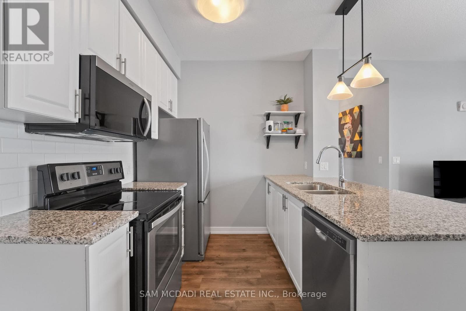 Photo of 622 - 2490 OLD BRONTE ROAD