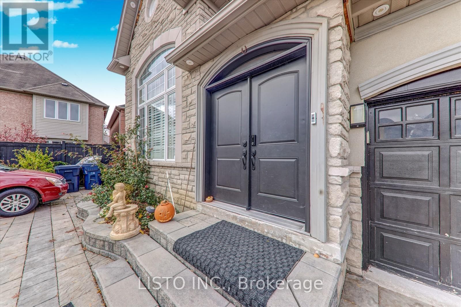 Photo of 65 WARBLER CIRCLE