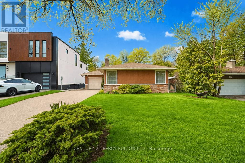 Photo of 1386 FOREST GLADE ROAD