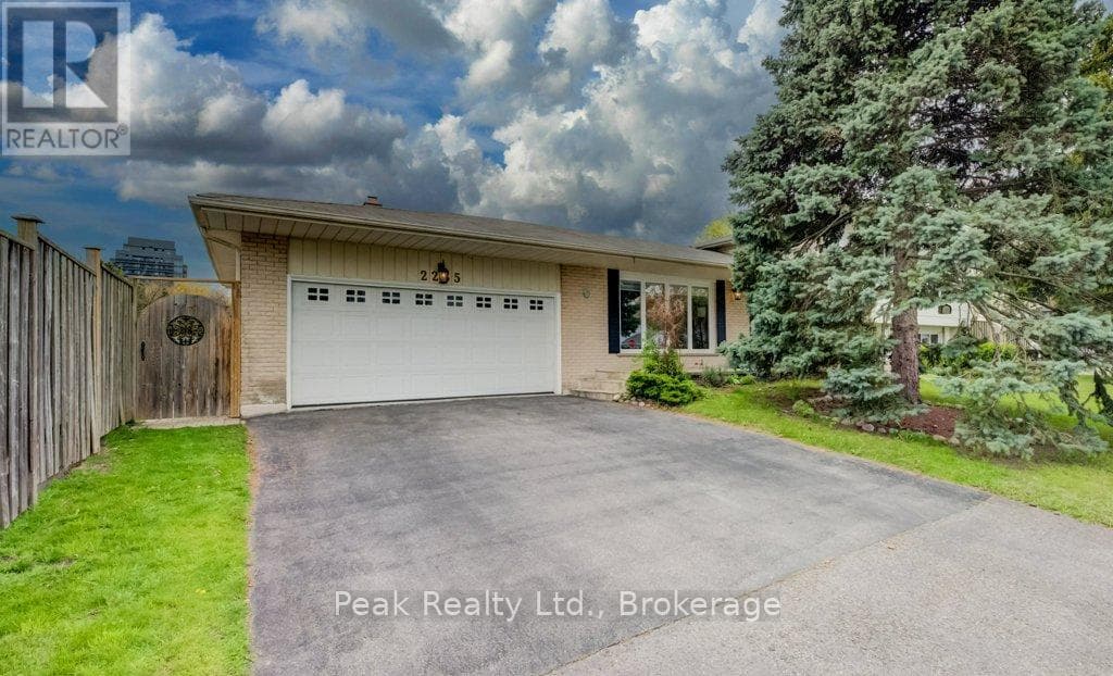 Photo of 2235 WAYCROSS CRESCENT