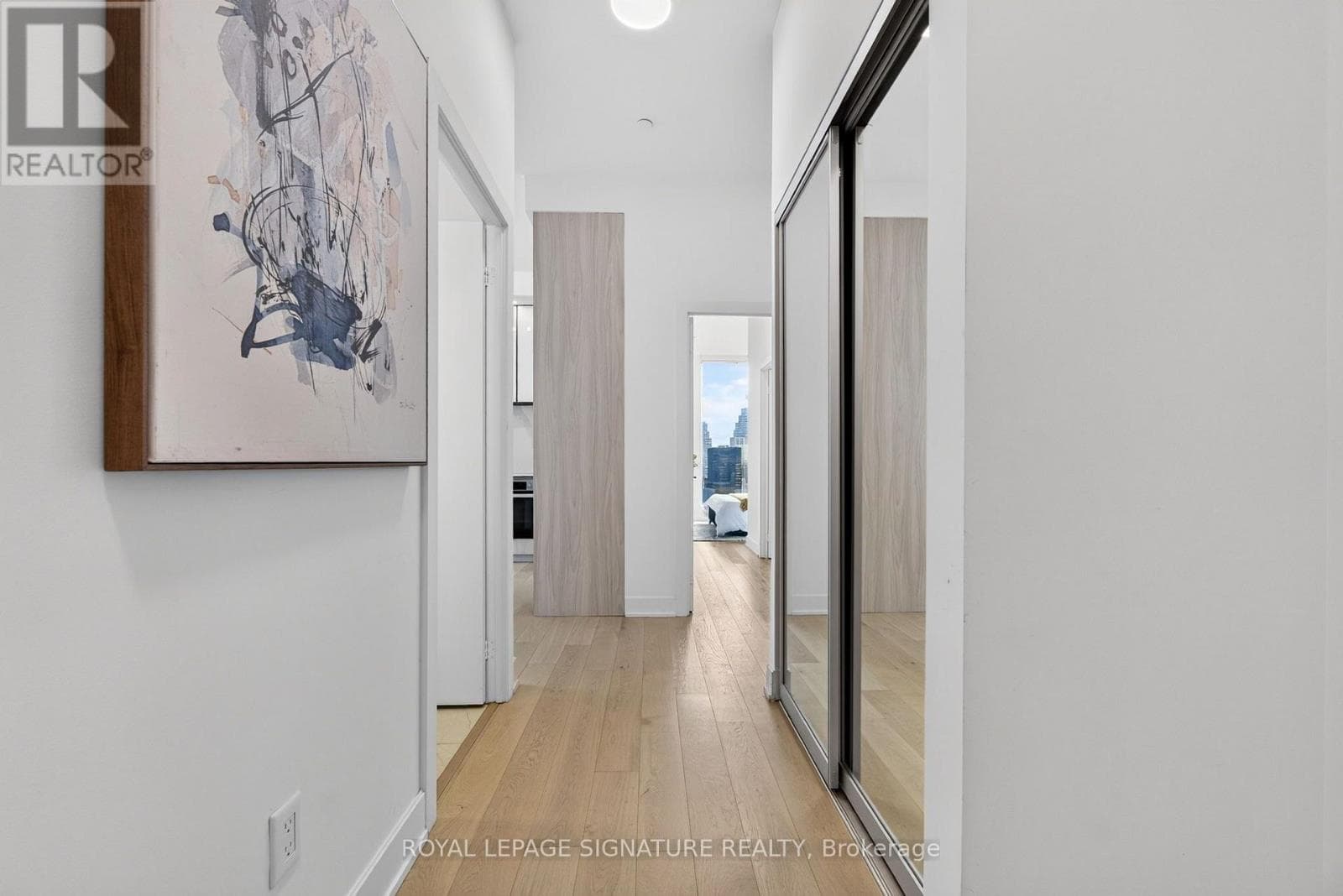 Photo of 4005 - 15 MERCER STREET