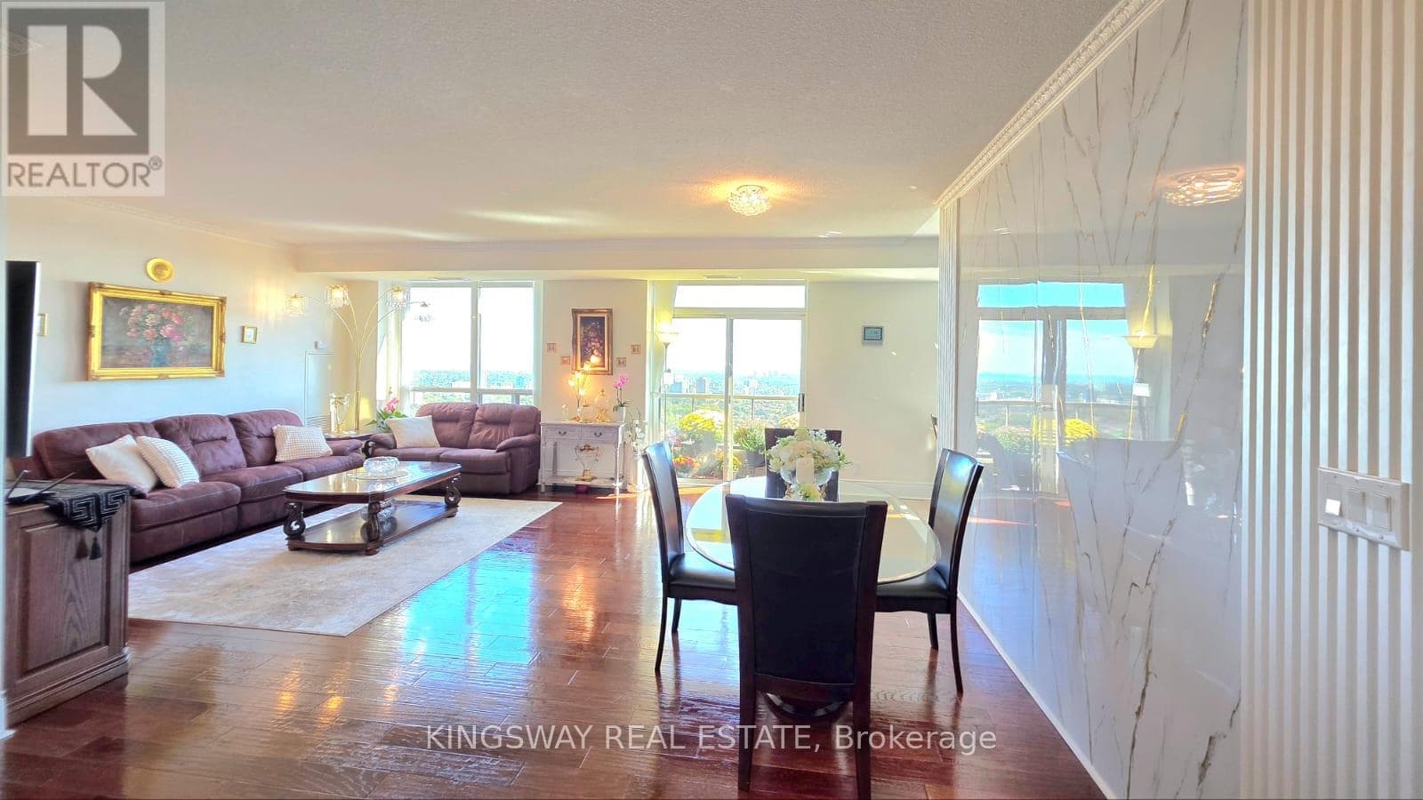 Photo of 3009 - 3880 DUKE OF YORK BOULEVARD