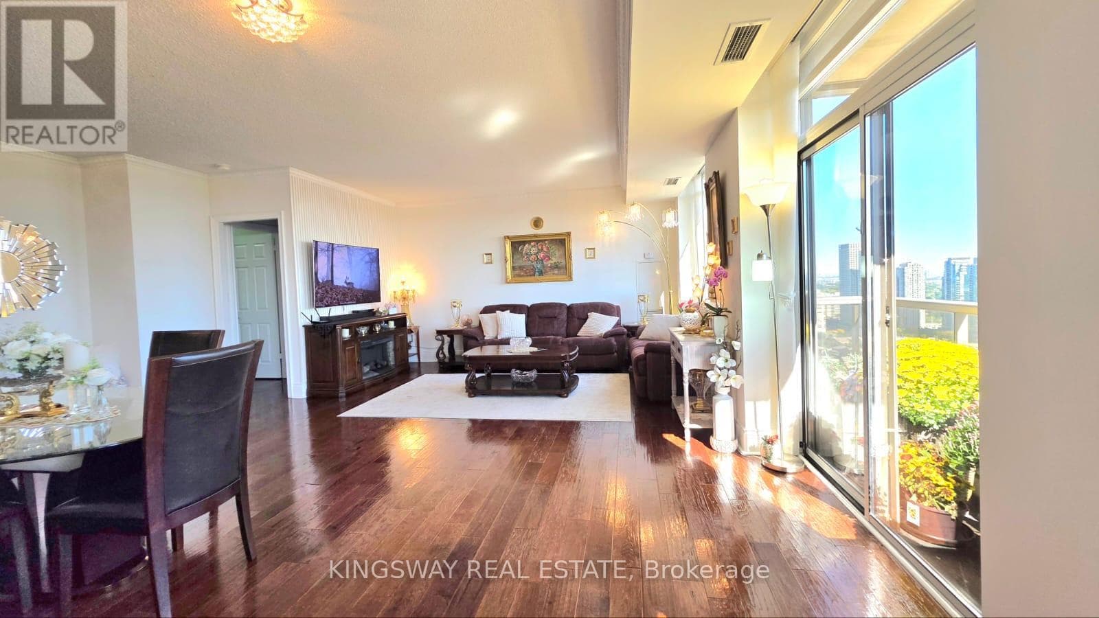 Photo of 3009 - 3880 DUKE OF YORK BOULEVARD
