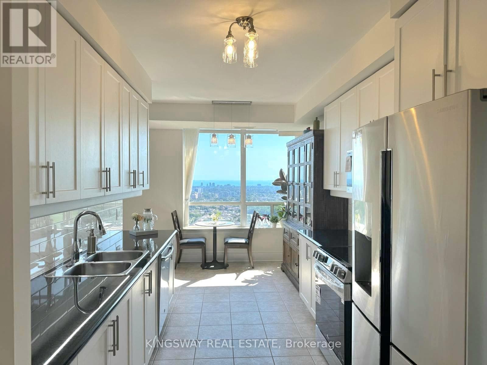 Photo of 3009 - 3880 DUKE OF YORK BOULEVARD