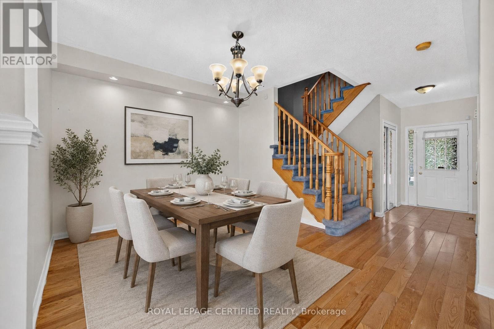 Photo of 464 COLLIS COURT