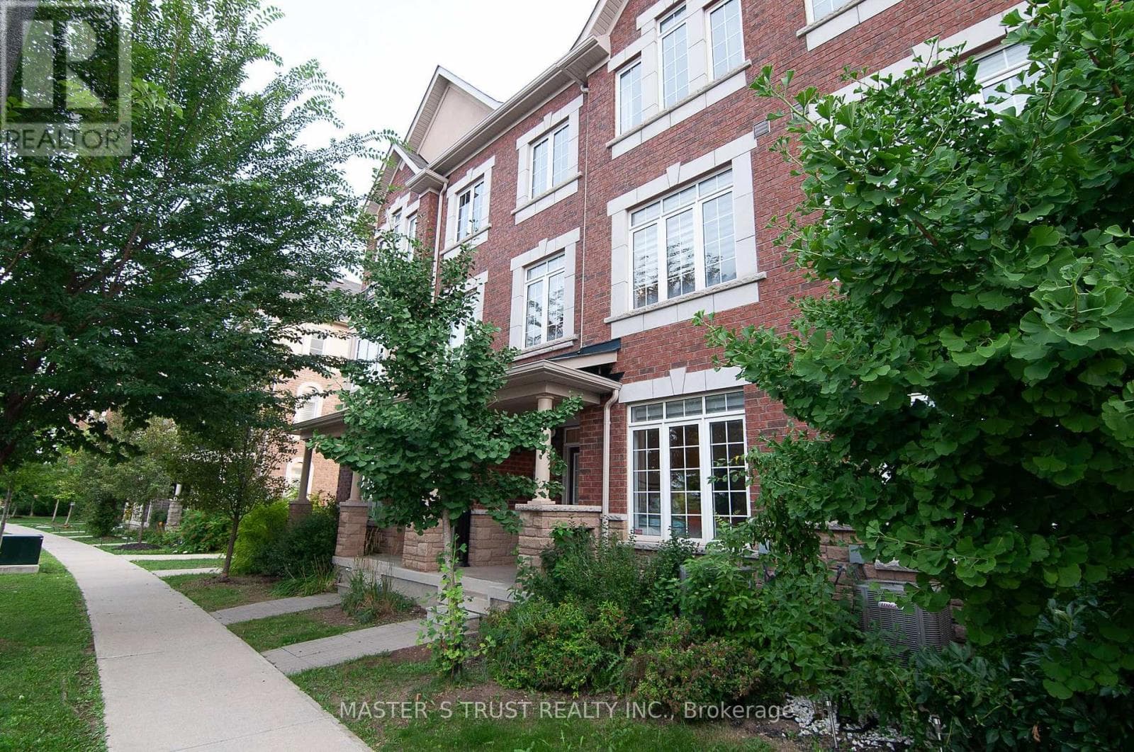 Photo of 3038 GEORGE SAVAGE AVENUE