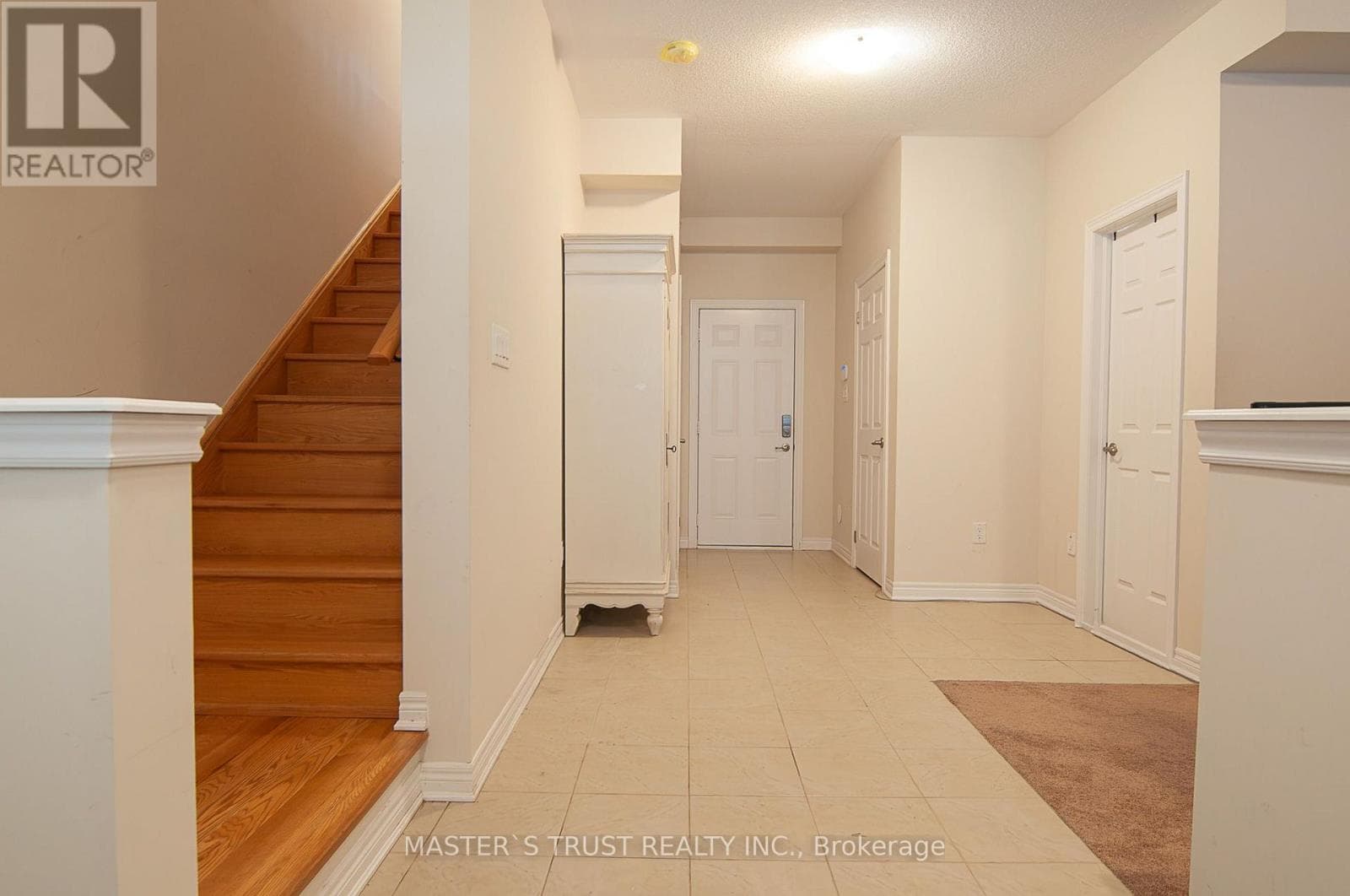 Photo of 3038 GEORGE SAVAGE AVENUE