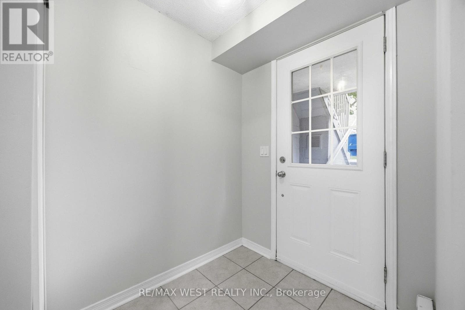 Photo of 122 - 20 ELSIE LANE