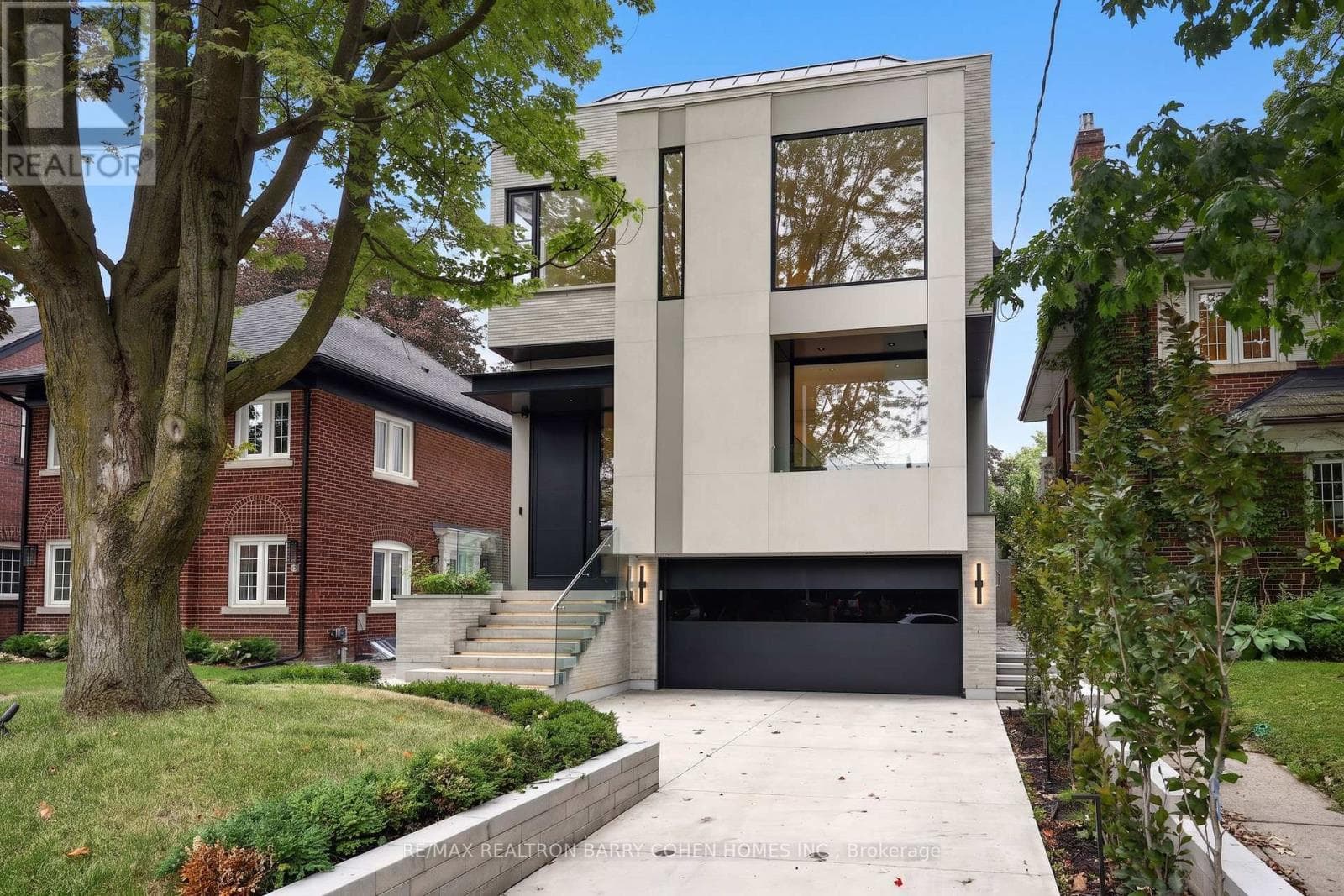 Photo of 39 CHUDLEIGH AVENUE