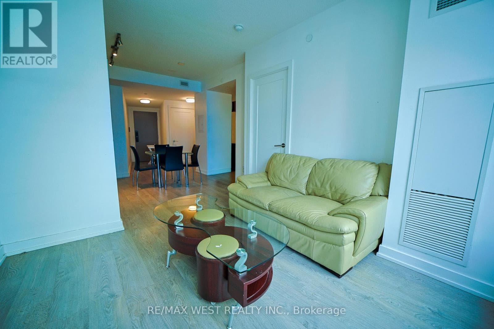 Photo of 1101 - 10 YORK STREET
