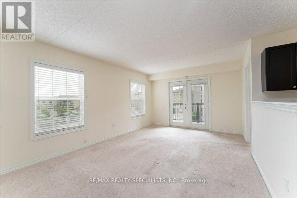 Photo of 313 - 1340 MAIN STREET E