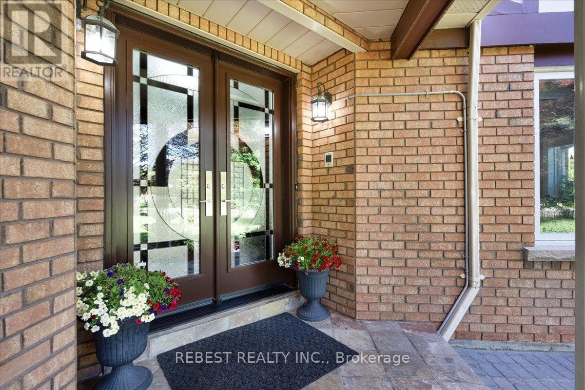 Photo of 5090 MISSISSAUGA ROAD