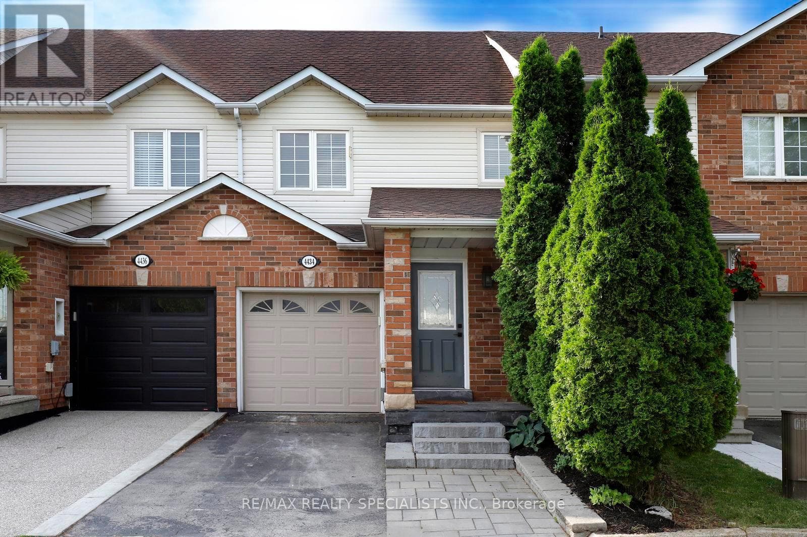 Photo of 4434 FAIRVIEW STREET