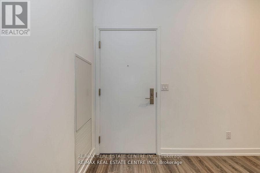 Photo of 406 - 20 EDWARD STREET