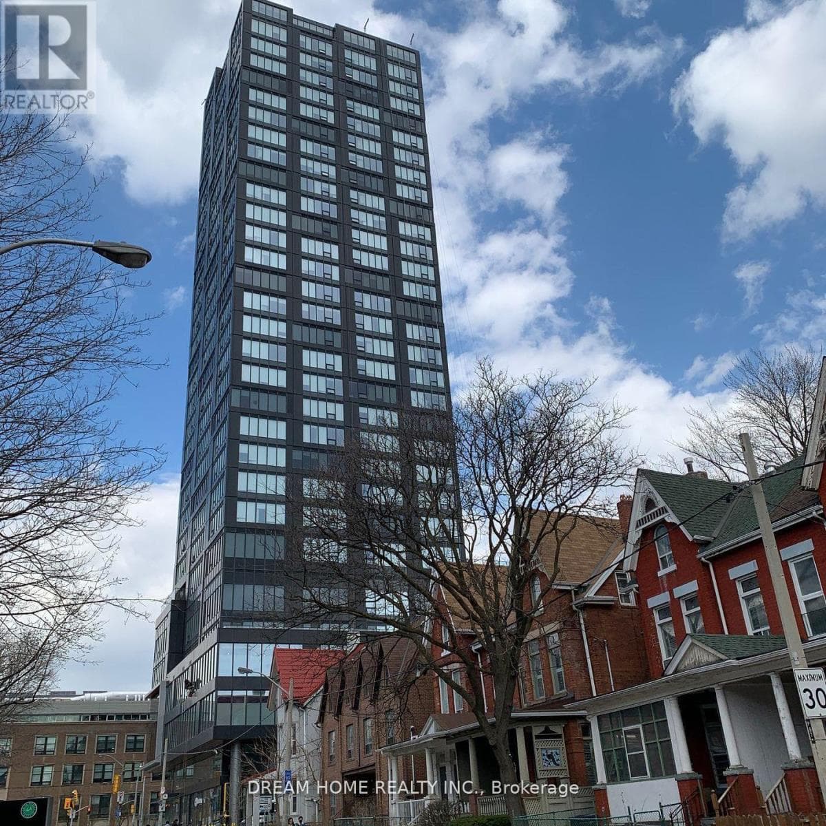 Photo of 3003 - 203 COLLEGE STREET