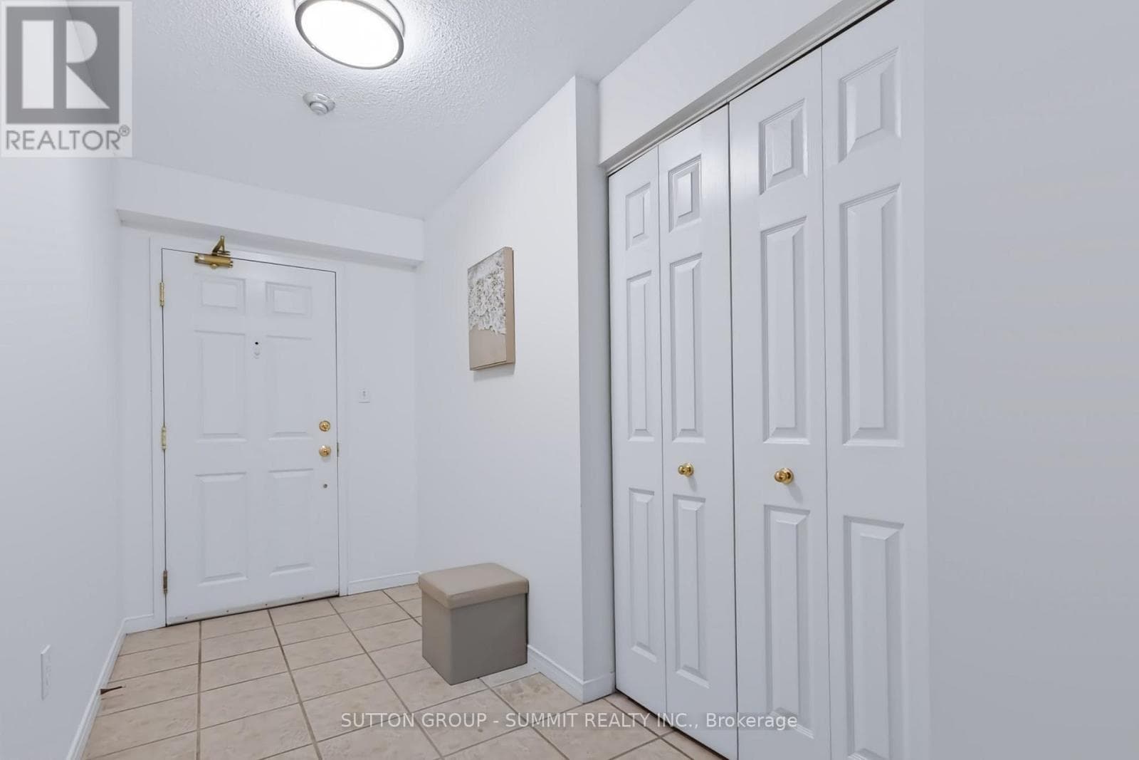 Photo of B205 - 216 PLAINS ROAD W