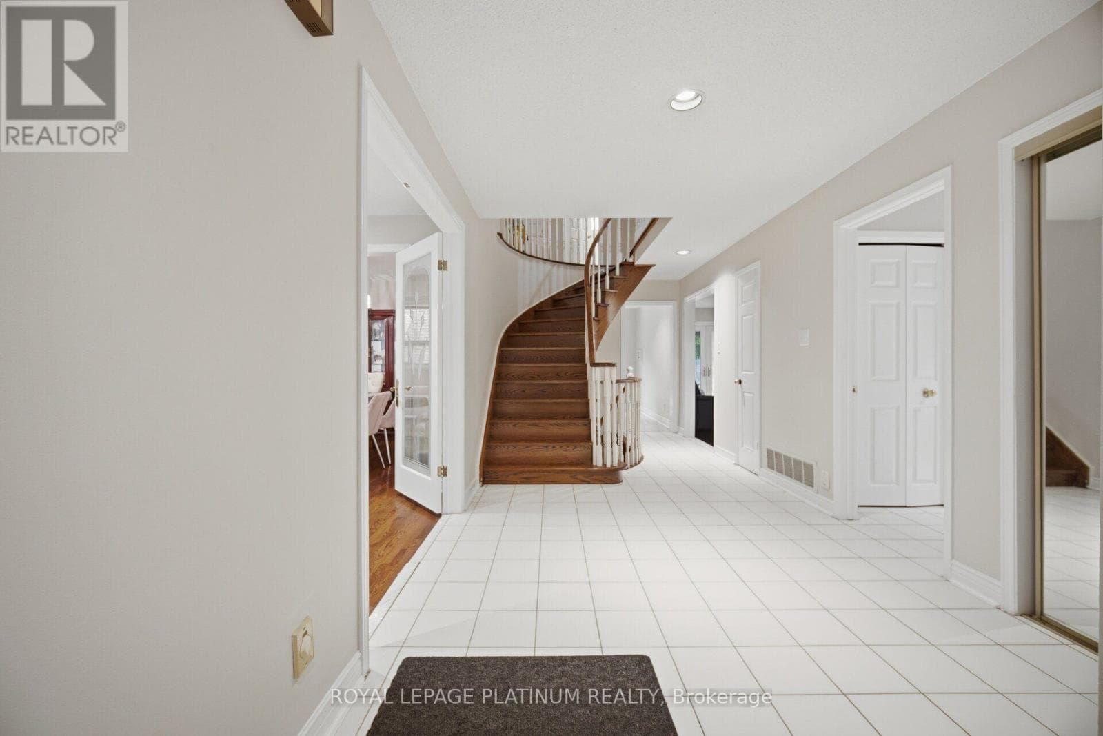 Photo of 2542 POLLARD DRIVE