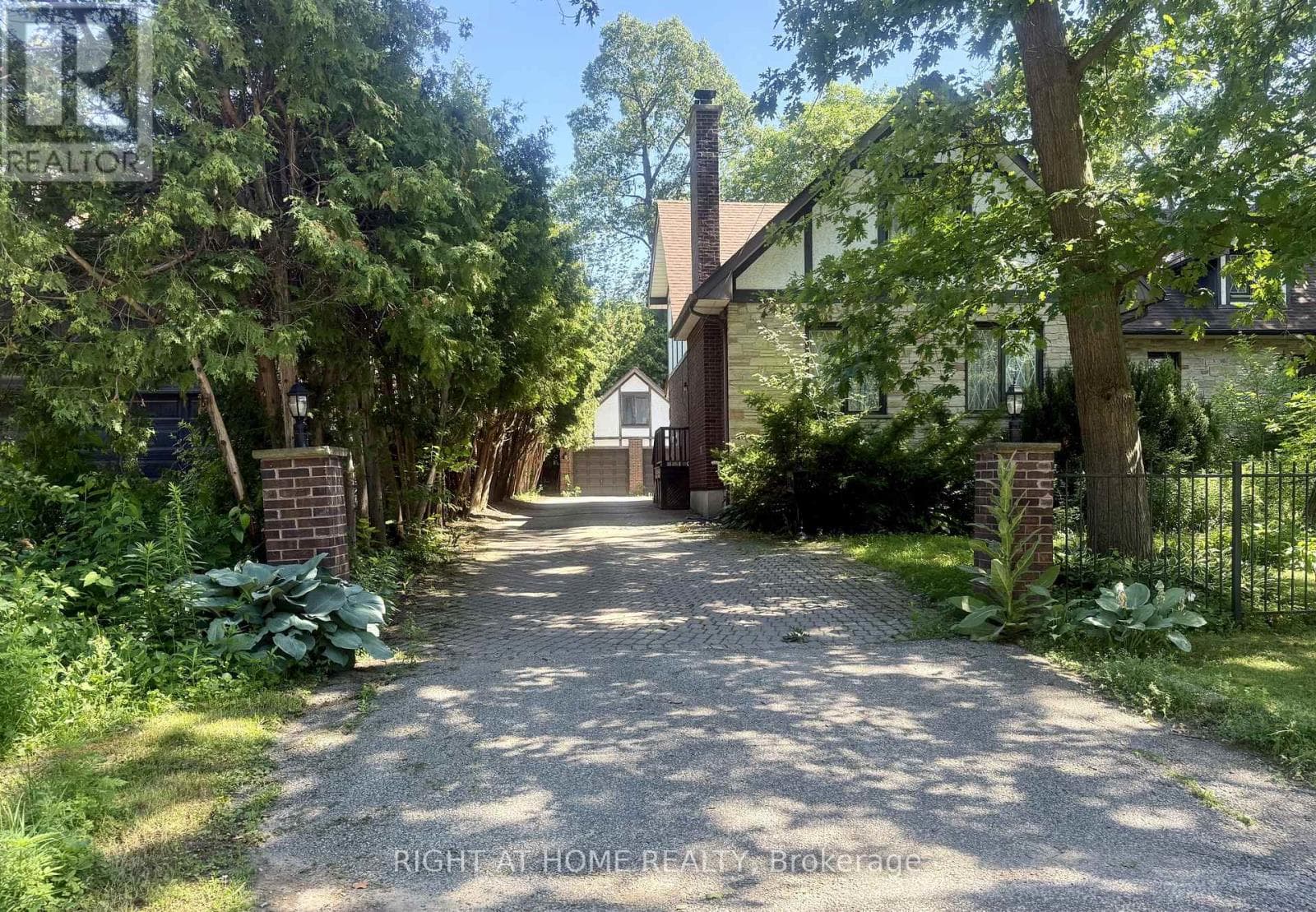 Photo of 2123 GORDON DRIVE