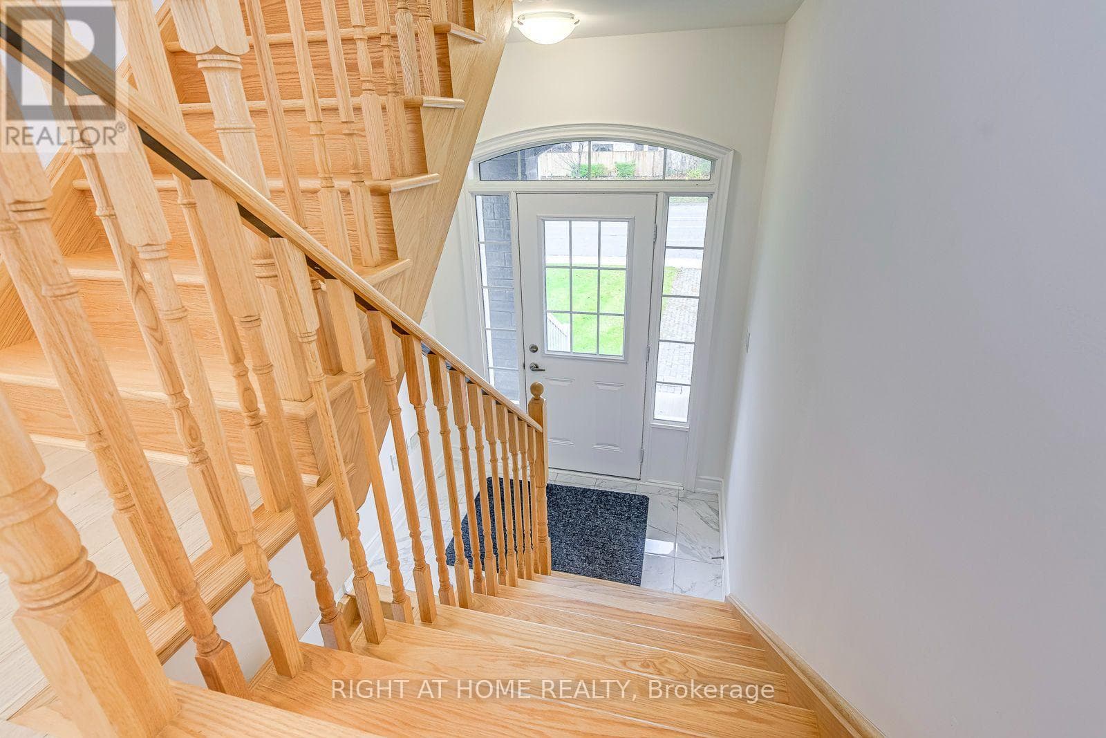 Photo of 2577 ISLINGTON AVENUE