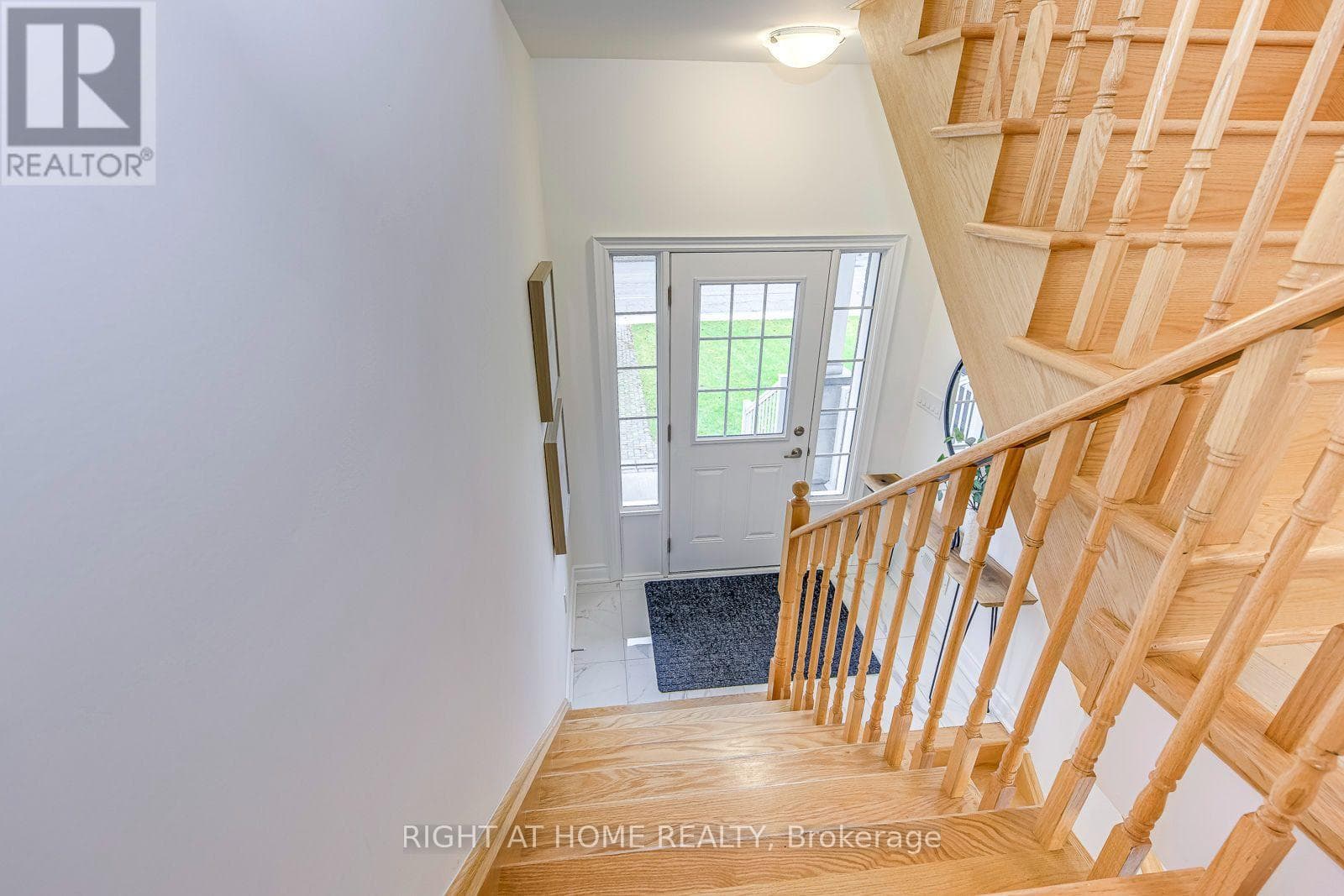 Photo of 2575 ISLINGTON AVENUE
