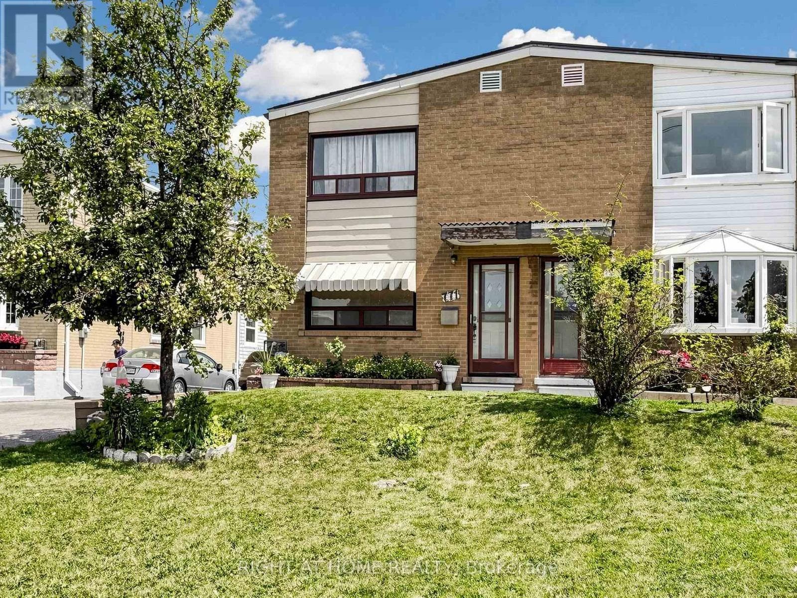 Photo of 771 BIRCHMOUNT ROAD