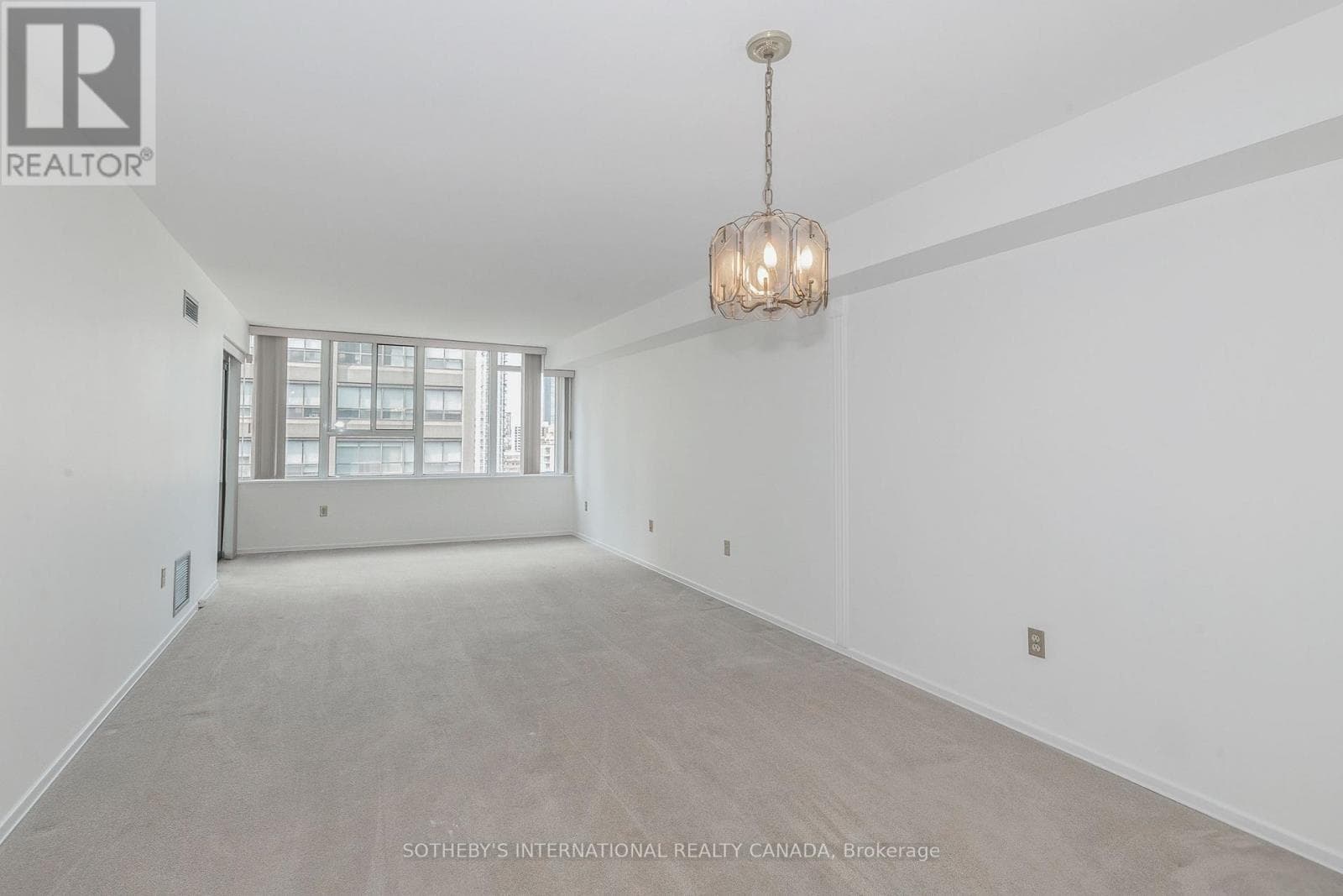 Photo of 1707 - 45 CARLTON STREET