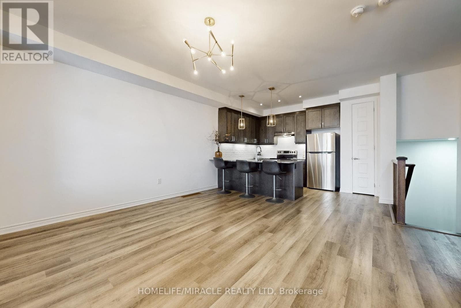 Photo of 1587 MOIRA CRESCENT