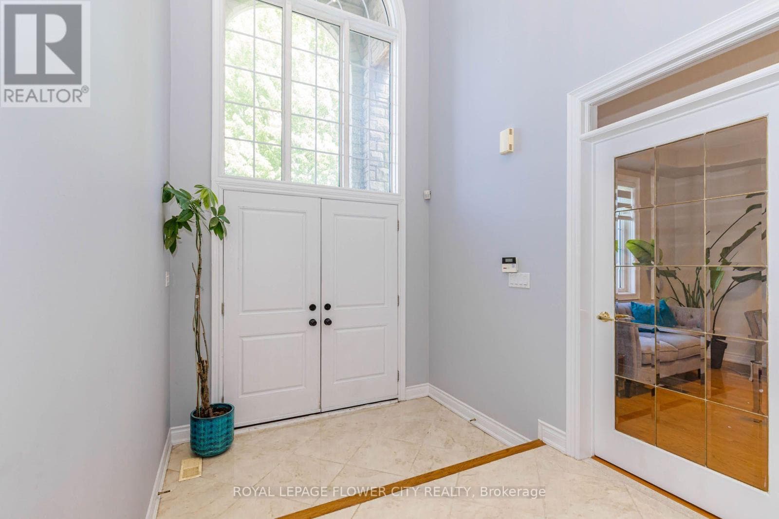 Photo of 1058 AGRAM DRIVE