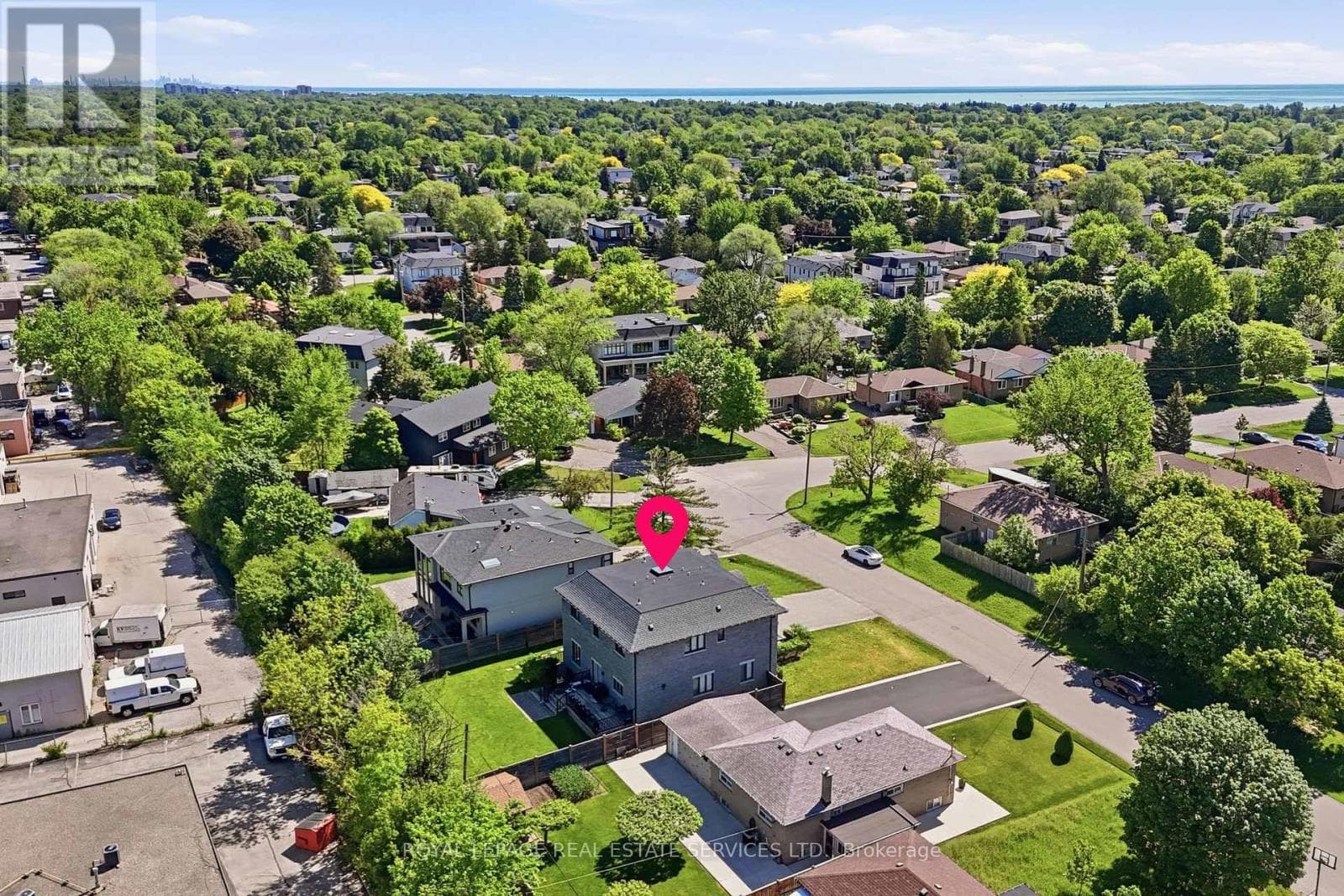 Photo of 584 WEYNWAY COURT