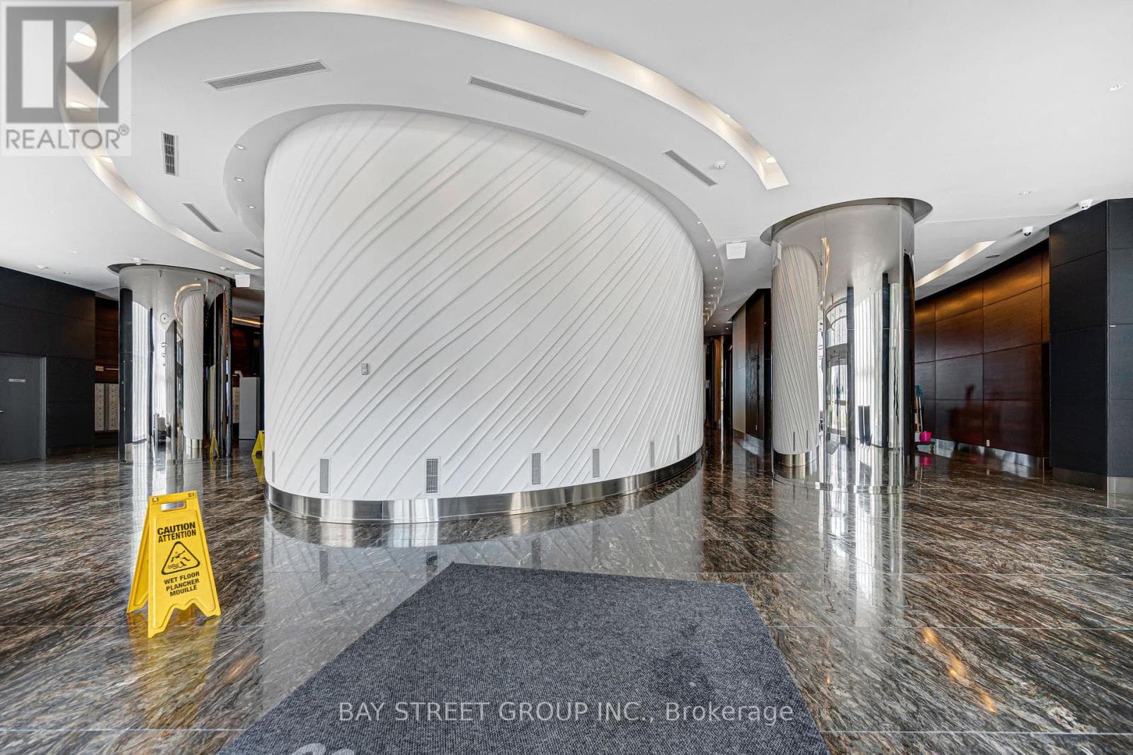 Photo of 5308 - 60 ABSOLUTE AVENUE