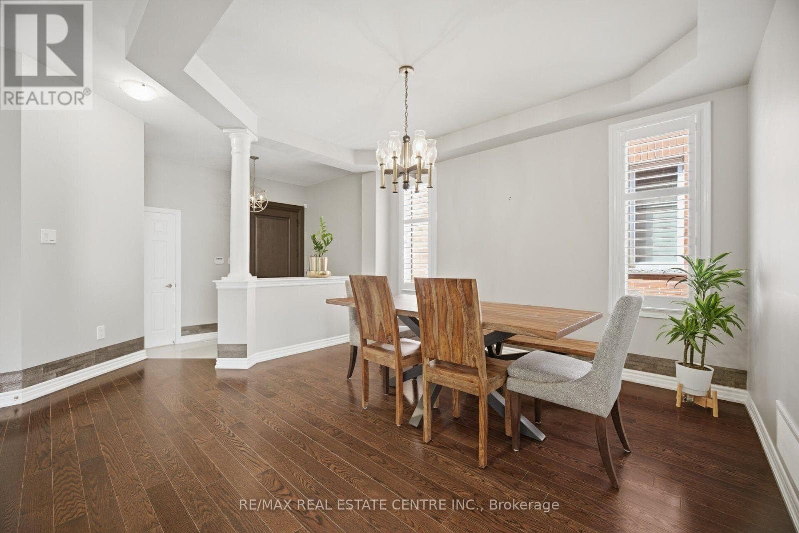 Photo of 2425 QUETICO CRESCENT