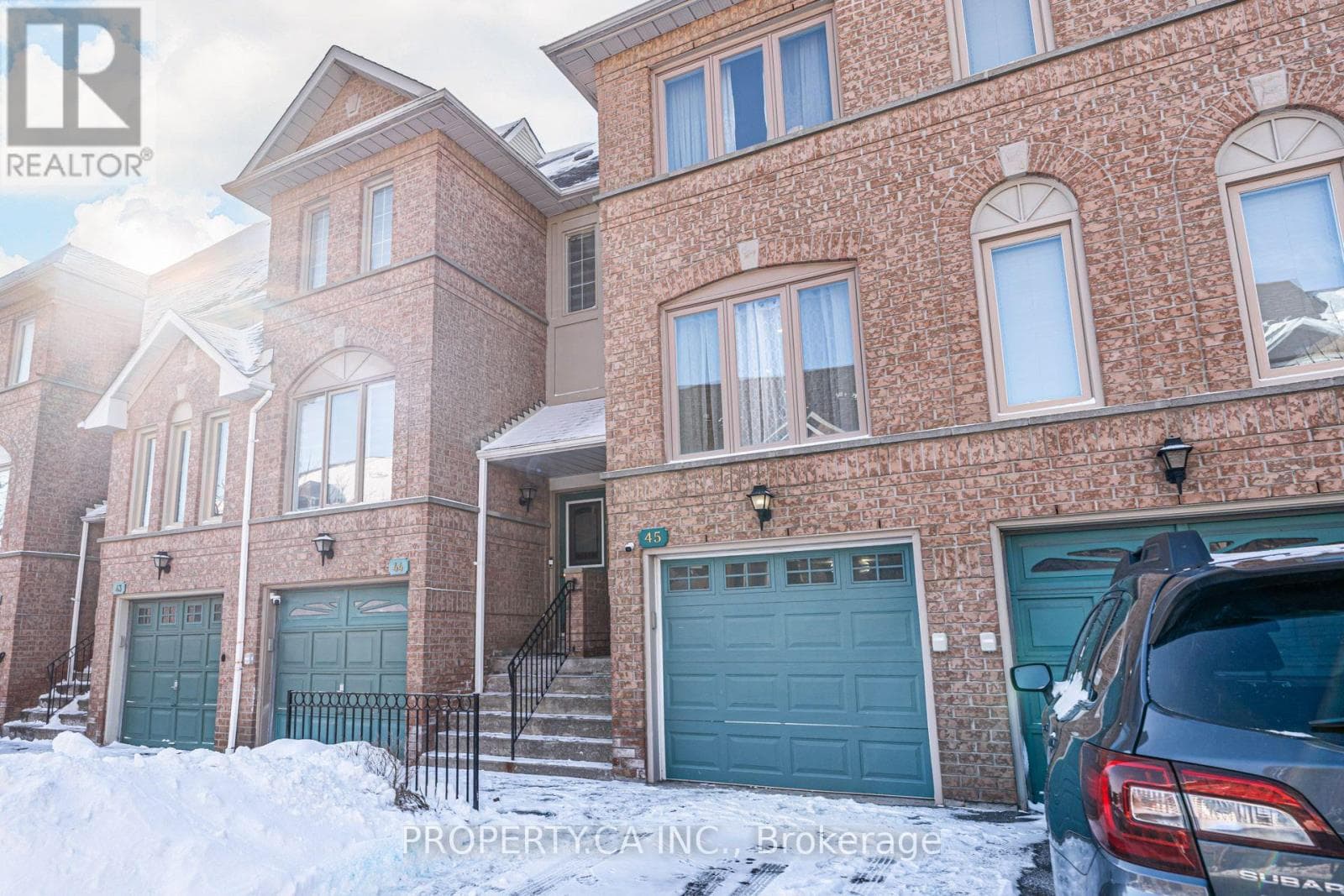 Photo of 45 - 1050 BRISTOL ROAD W