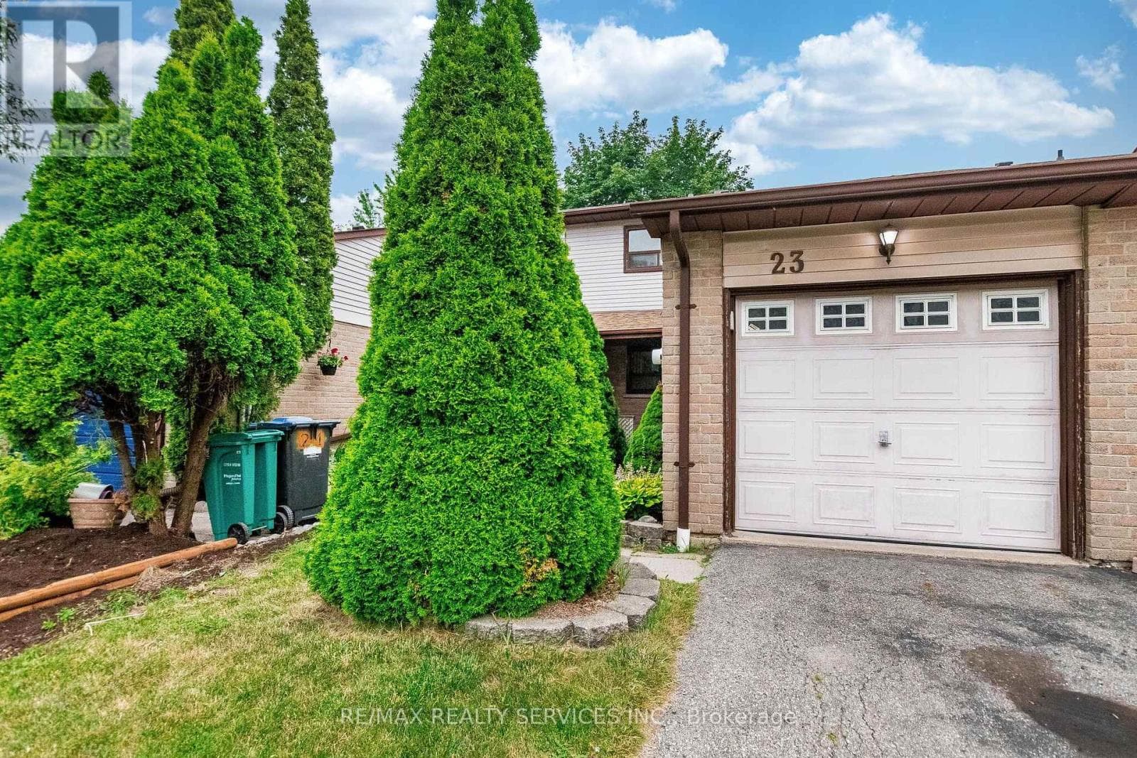 Photo of 23 SCOTTSDALE COURT
