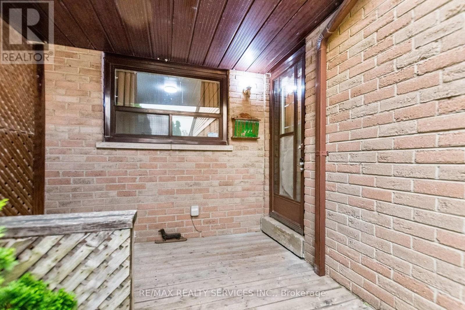 Photo of 23 SCOTTSDALE COURT
