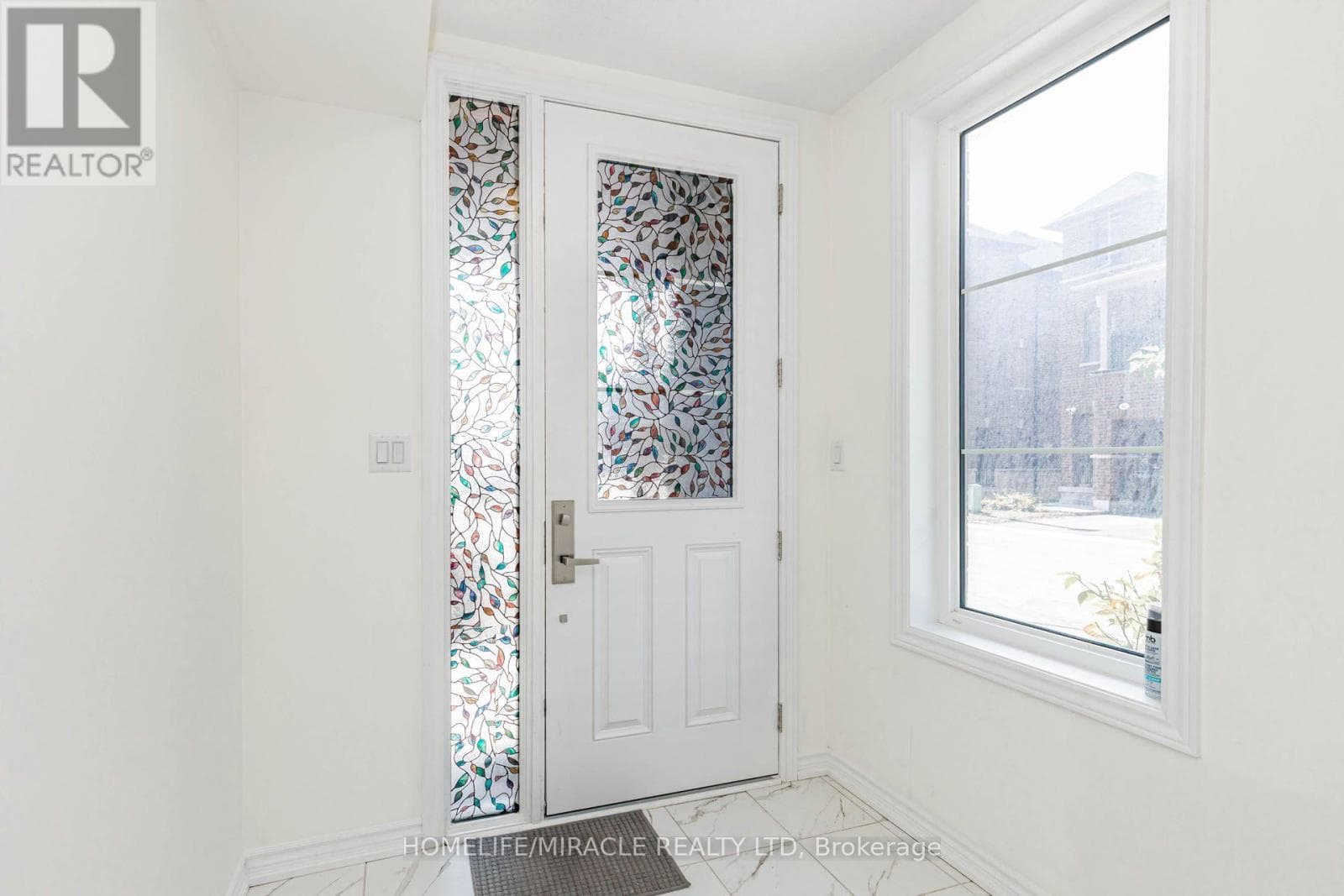 Photo of 32 ARCOLA STREET