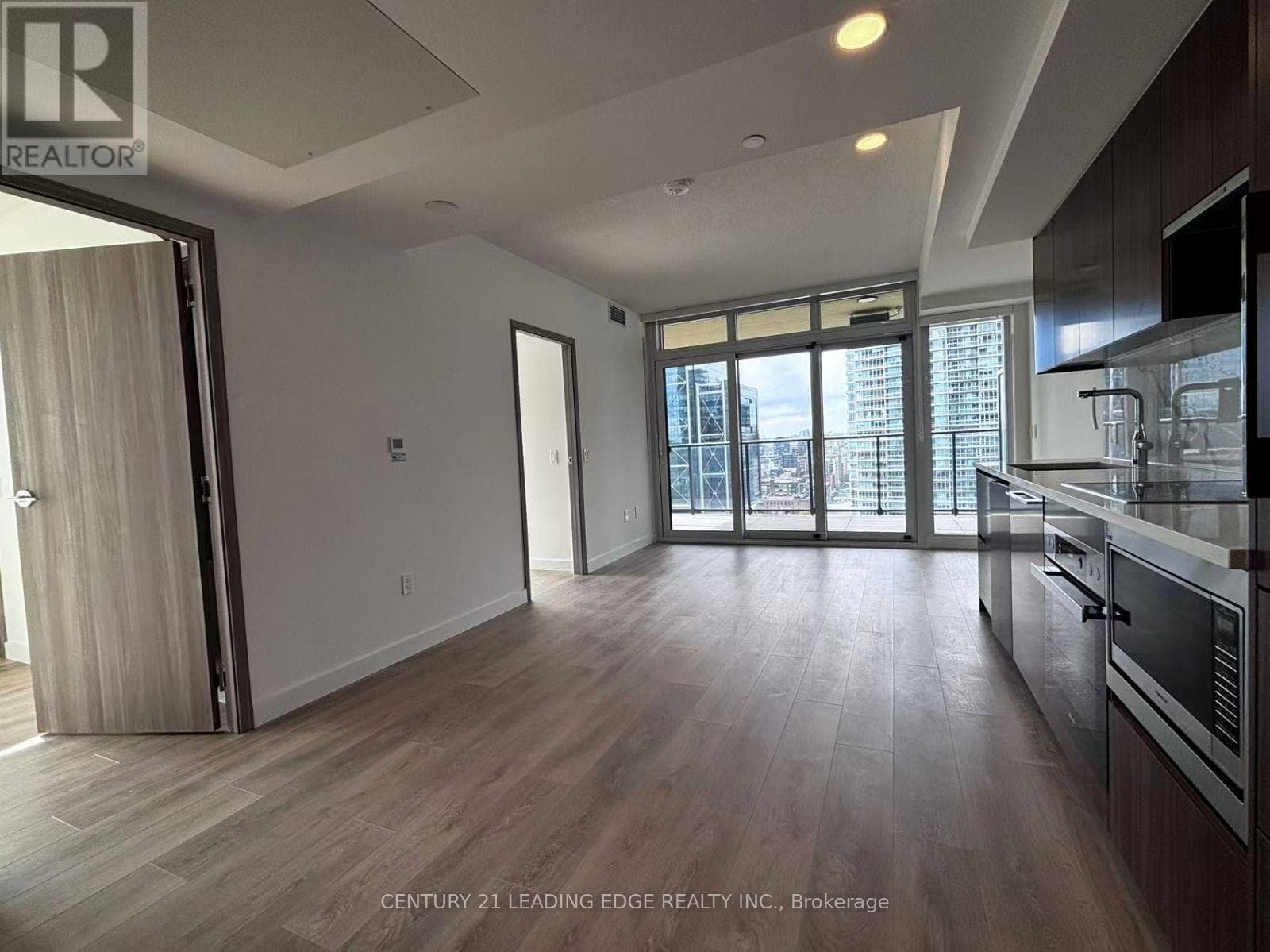 Photo of 2203 - 3 CONCORD CITYPLACE WAY