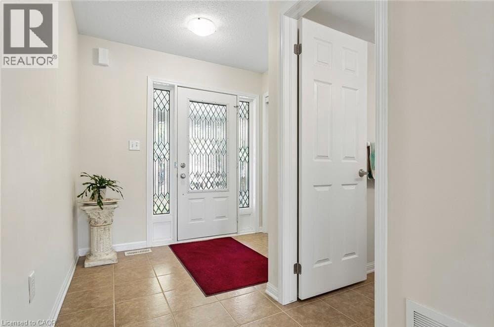 Photo of 10 KLEMSCOTT Road