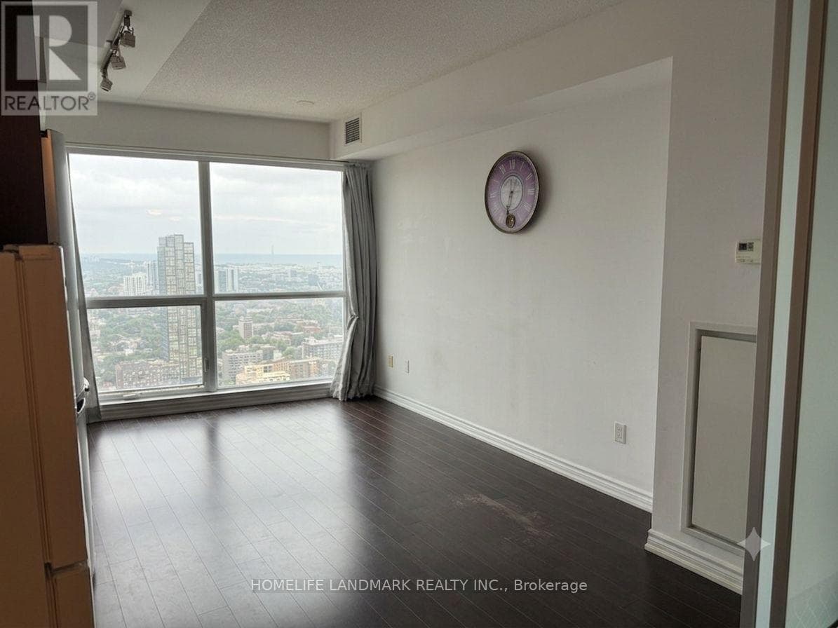 Photo of 4206 - 386 YONGE STREET